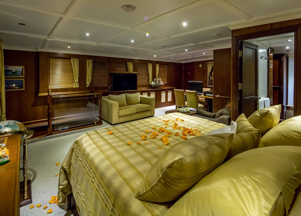 Aegean Yachts 131 "Donna Del Mare" – VIP-Kabine