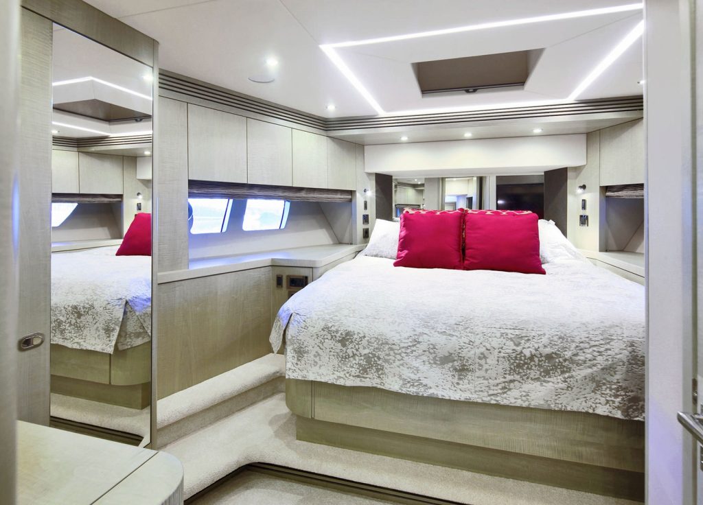 Sunseeker 75 "Raoul W" – VIP-Kabine