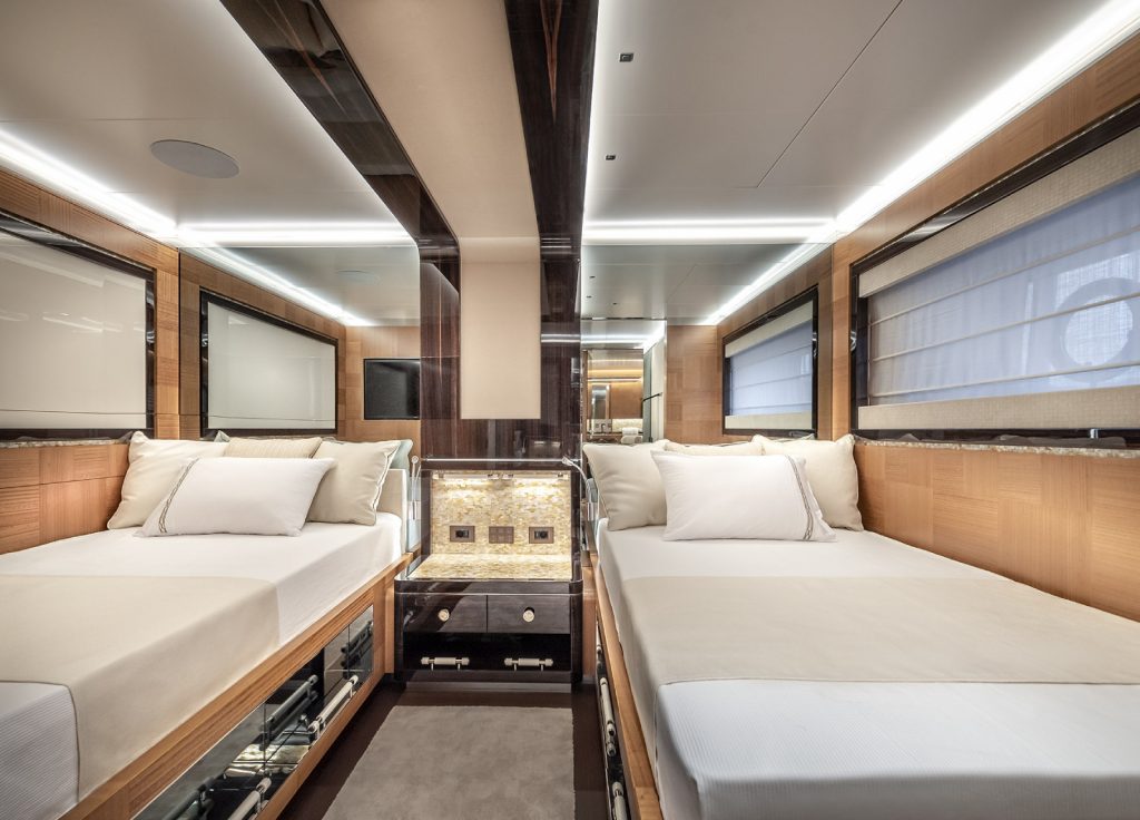 Yildiz 43m "Sunrise" – Kabine