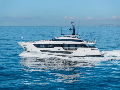 Luxusyacht Ferretti "Marican Forever"
